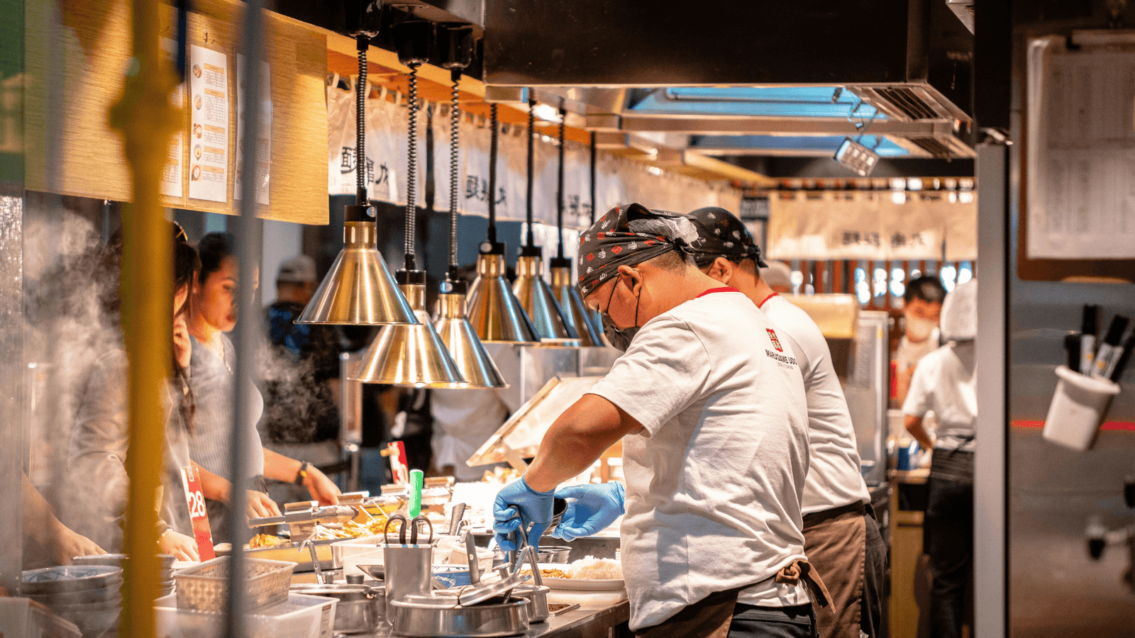 Restaurant Marketing in Dubai: What Works Now